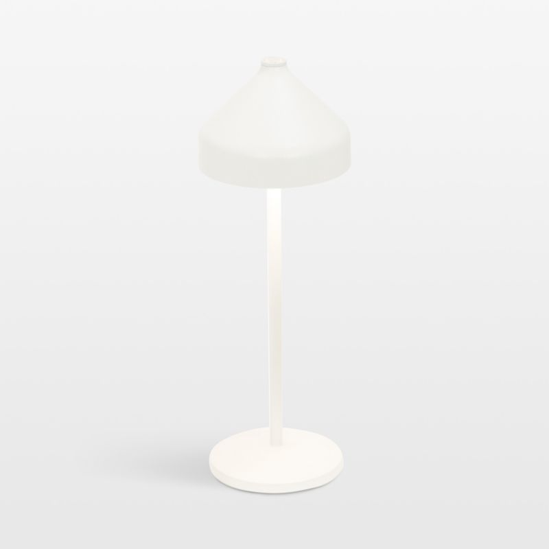 Amelie Pro Metal Table Lamp White by Zafferano America 13.4"