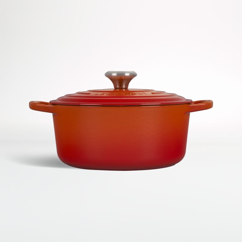 Le Creuset ® Signature 4.5-Qt. Flame Enameled Cast Iron Round Dutch Oven