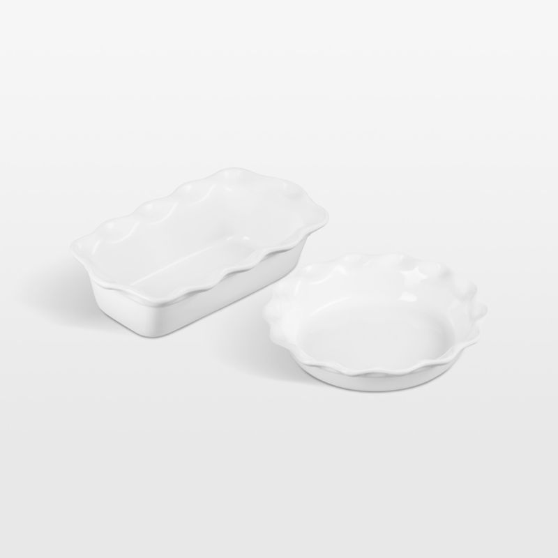 Le Creuset ® White Fluted Ceramic Pie Dish and Loaf Pan Set