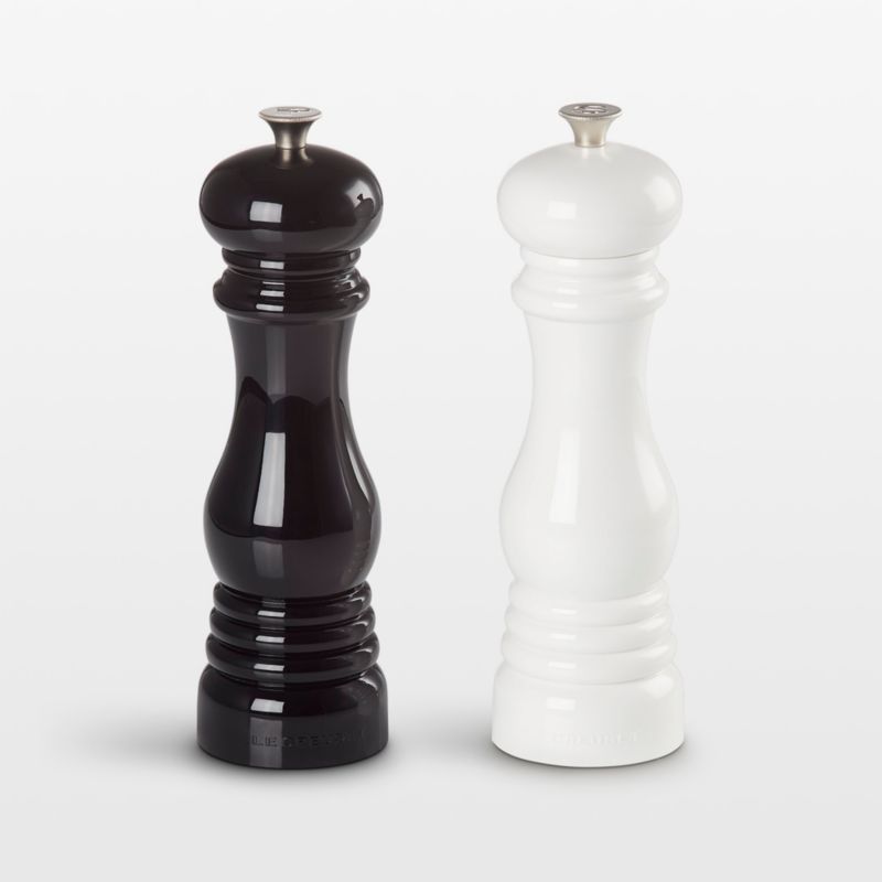 Le Creuset ® Black & White Salt and Pepper Mill Set