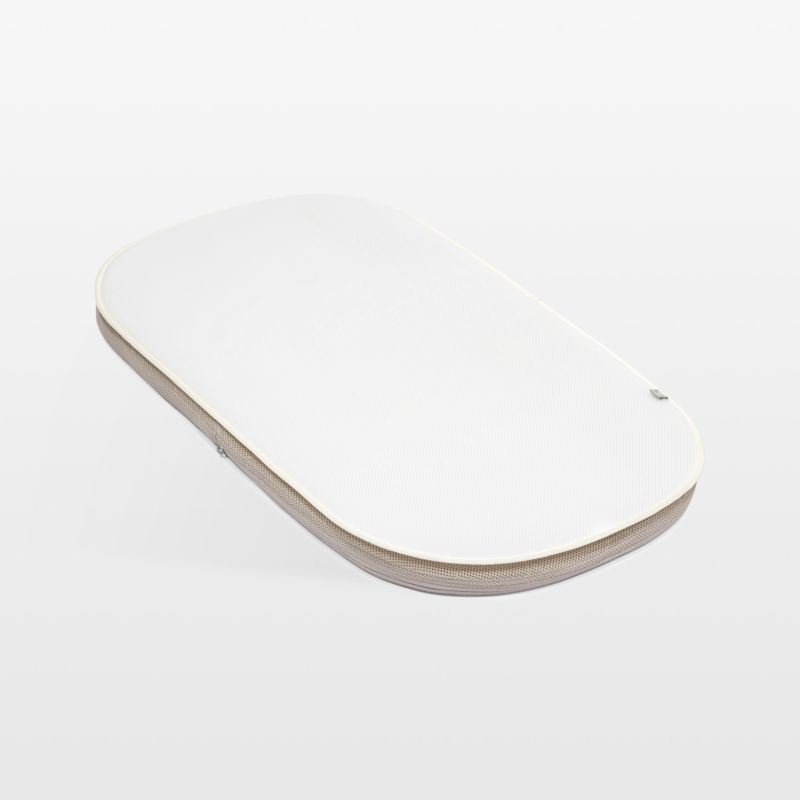 Stokke ® Snoozi ™ White Waterproof Bassinet Mattress Cover