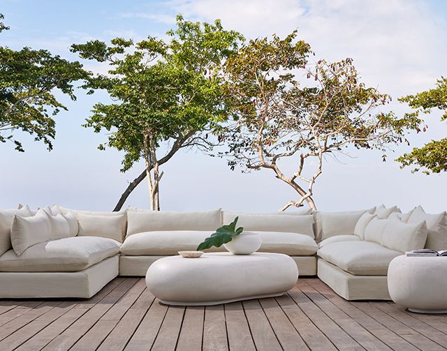 Seascape 5-Piece Upholstered Outdoor Sectional