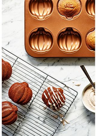 Nordic Ware Pumpkin Cakelet Pan