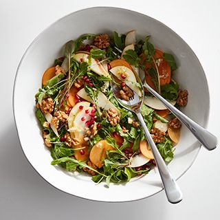 arugala, pear & candied walnut salad