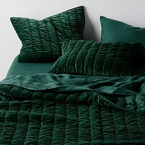 Organic Cotton Velvet Spruce Green Quilt