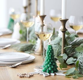 Stock up on must-have whiteware and more for an easy, casual tablescape.