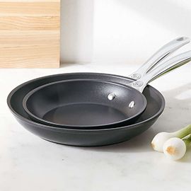 Le Creuset® Toughened Non-Stick Pro Fry Pans