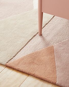 SAVE ON RUGS