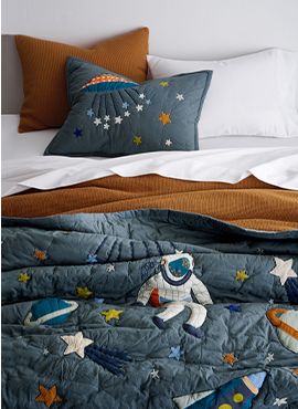 KIDS BEDDING