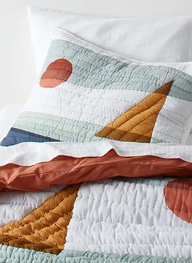 Ocean Dreams Hand-Quilted Cotton Quilt