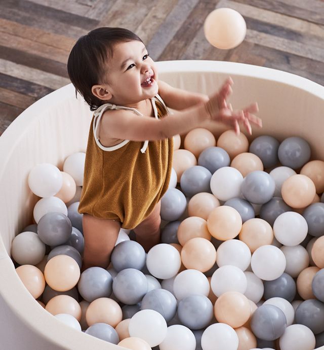 pop-up ball pit