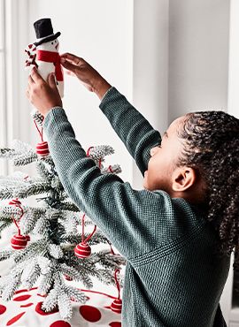 up to 30% off holiday decor