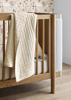 CRIB BEDDING