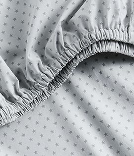 Cozy Cloud Modern Star Organic Cotton Fitted Sheet