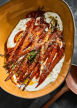 glazed carrots with benne seeds