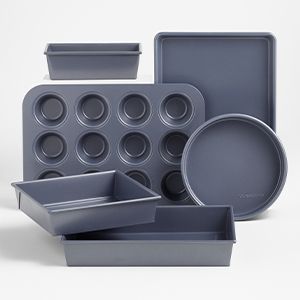 Crate & Barrel 6-Piece Baking Set