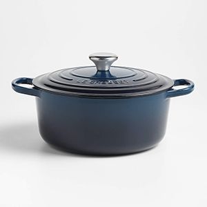 Le Creuset® Nuit Signature Round Dutch Oven