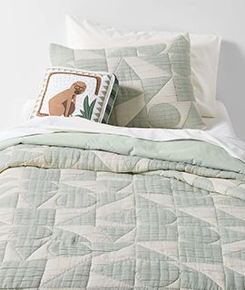 Geo Matelasse Organic Cotton Quilt