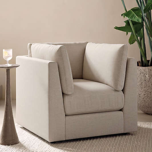 Monterey 38.5" Chair