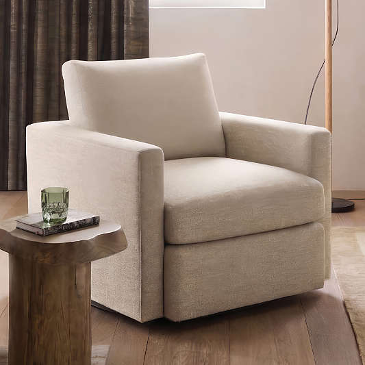 Lounge Classic 32" Swivel Chair