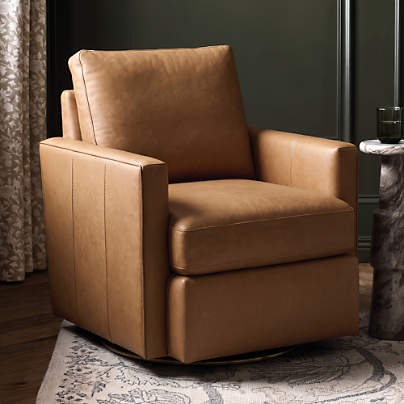 Lounge Classic 32" Leather Swivel Chair