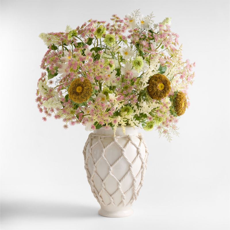 Floral & Botanical Arrangements