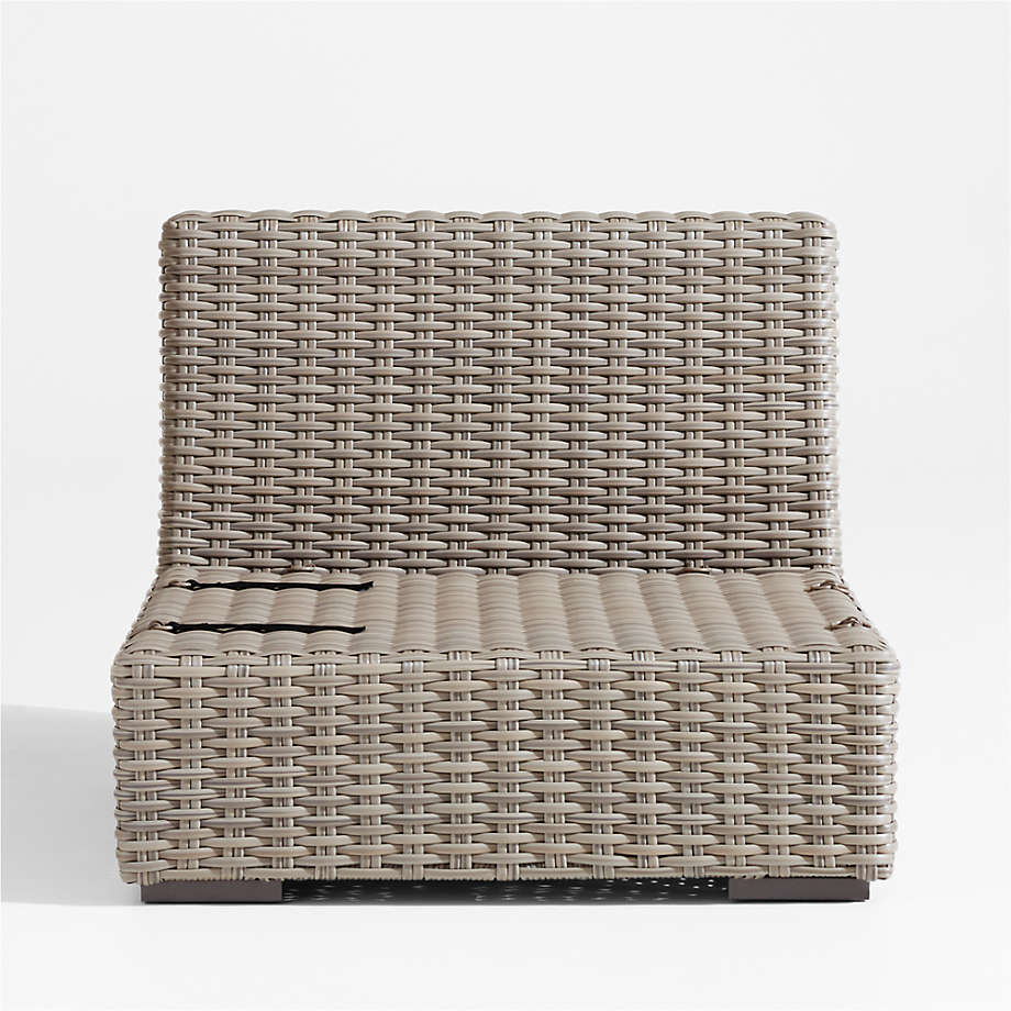 Armless wicker patio discount chairs