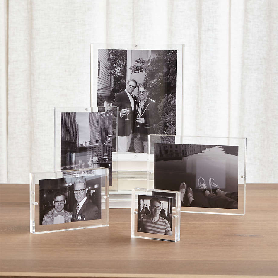 Acrylic Picture Frame 6x8 Tabletop Photo Frame Magnetic Double Sided Frame  Free Standing Desktop for Display Photograph
