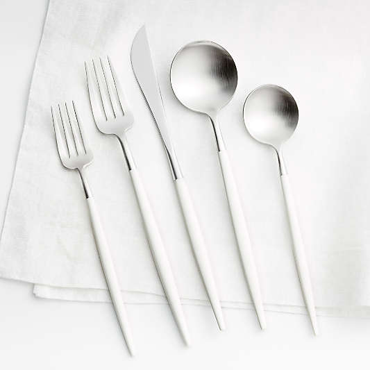 Aero White 5-Piece Placesetting