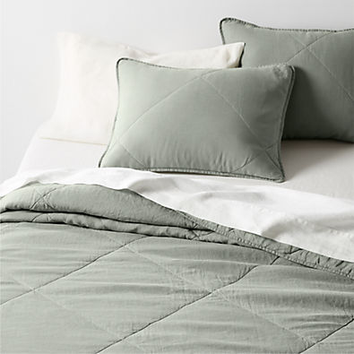 View Aire Natural EUROPEAN FLAX ™-Certified Linen Shadow Sage Green King Quilt details