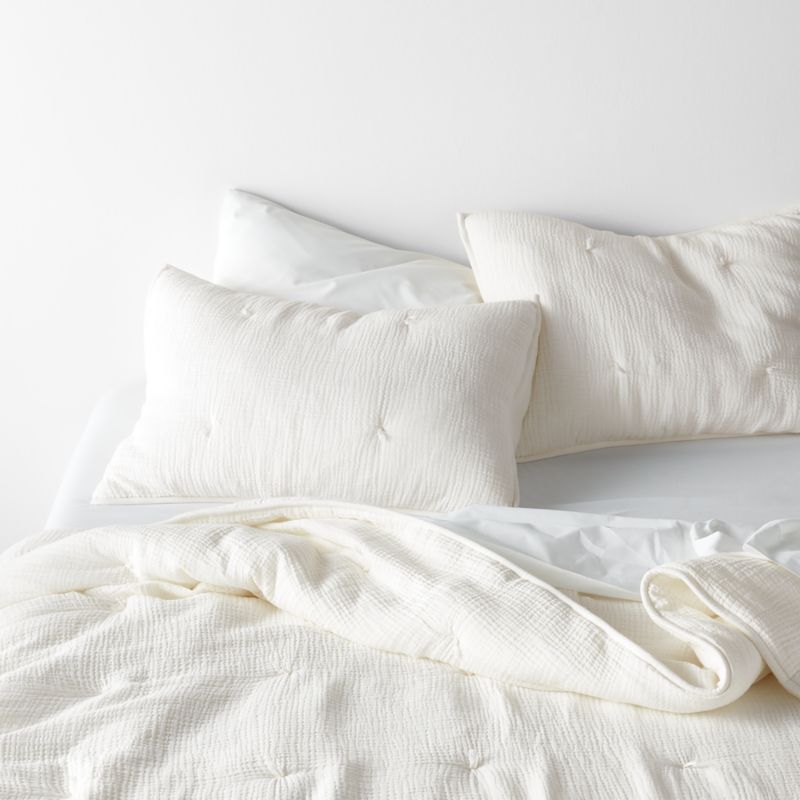 Aire Crinkle Cotton Linen Blend Cream Full/Queen Comforter   Reviews | Crate & Barrel