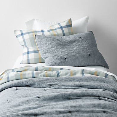 View Aire Crinkle Blue Hand-Quilted Organic Cotton Kids Full/Queen Comforter details