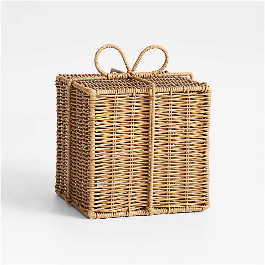 Alford Rattan Front Porch Present 11"