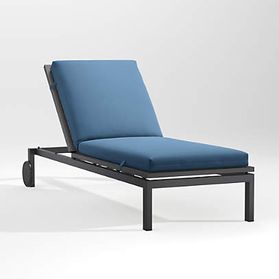 sunbrella chaise lounge with wheels