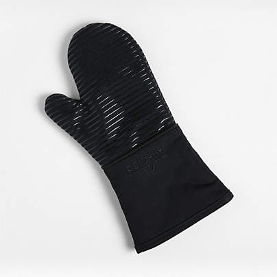 https://cb.scene7.com/is/image/Crate/AllCladOvenMittBlackSSS22/$web_pdp_carousel_med$/211124135544/all-clad-black-oven-mitt.jpg