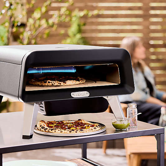 All-Clad ® 16" Outdoor Rotating Stone Gas Pizza Oven