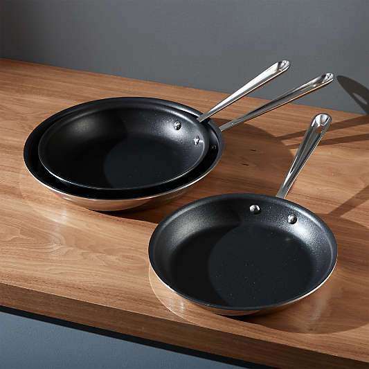 All-Clad ® d3 Pro Stainless Steel 9" Nonstick Egg Perfect Pan
