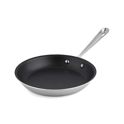 All-Clad D3 Armor Oval Fish Pan Review: Best Fish Pan for the Stovetop