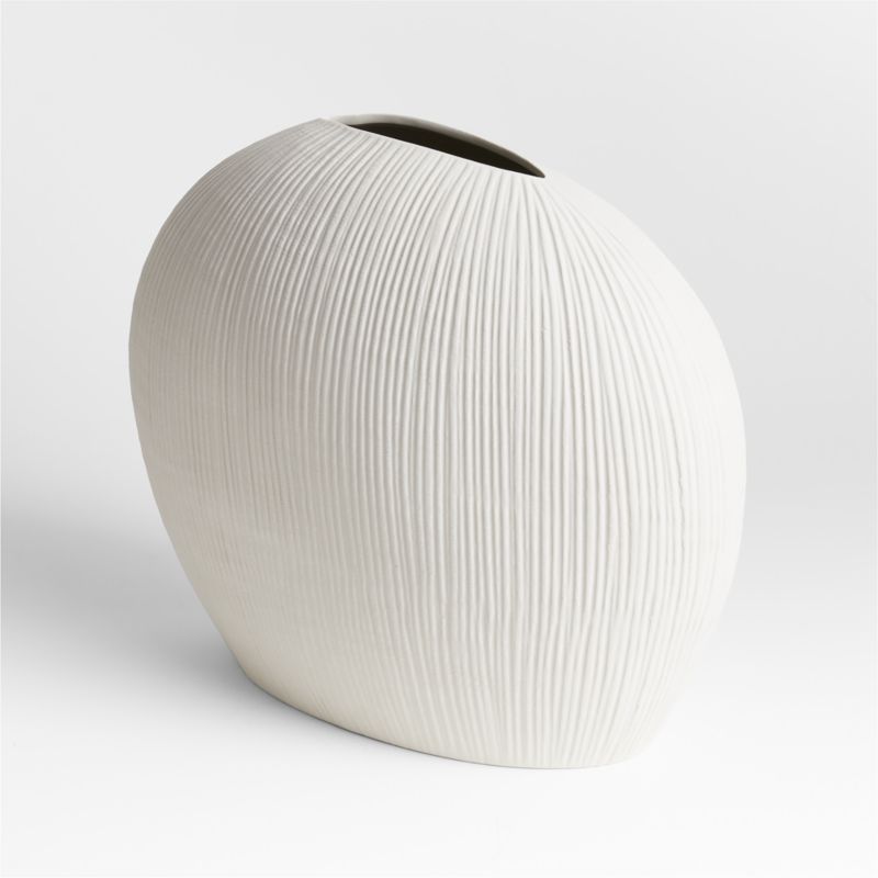 Alura Low-Wide Cream White Porcelain Vase