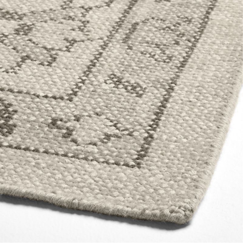 Amalfi Wool Traditional Beige Area Rug 6'x9' - image 2 of 5