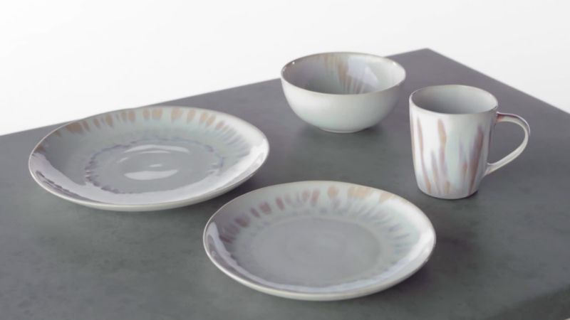 Play Amina Oval Platter - video 1 of 1