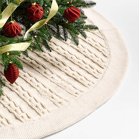 Artic Ivory Cable Knit Christmas Tree Skirt