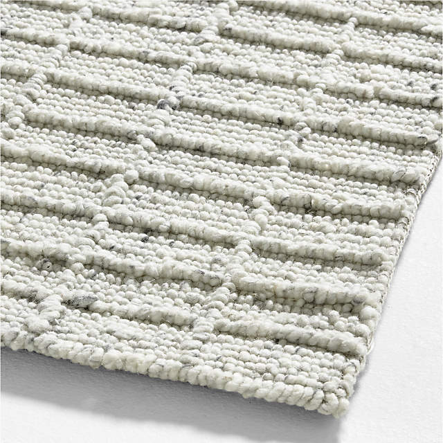 Macon Ivory Chenille Rug 12x18 Swatch