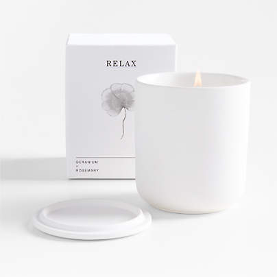 Relax Aromatherapeutic 1-Wick Scented Candle - Geranium + Rosemary