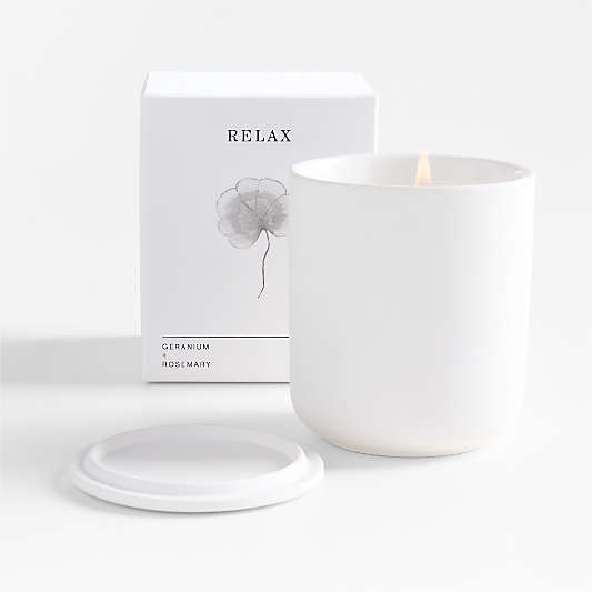 Relax Aromatherapeutic 1-Wick Scented Candle - Geranium + Rosemary