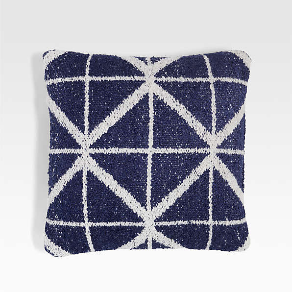 outdoor pillow collections