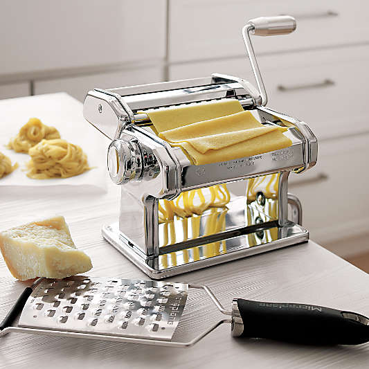 Atlas 150 Aluminum Blue Pasta Maker