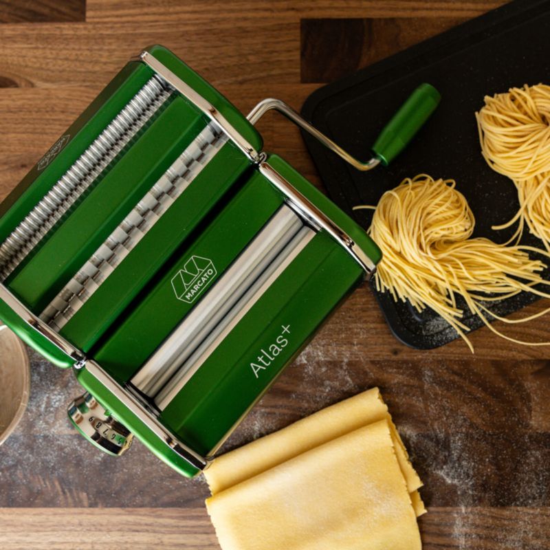 Atlas 150 Plus Green Pasta Maker - image 1 of 4