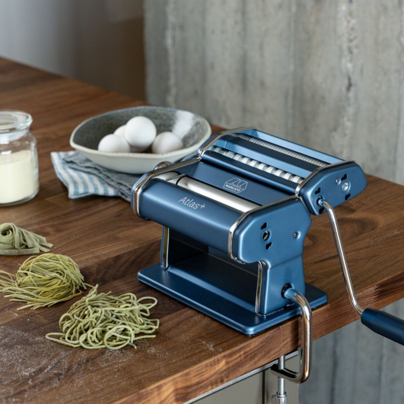 Atlas 150 Plus Powder Blue Pasta Maker - image 2 of 3