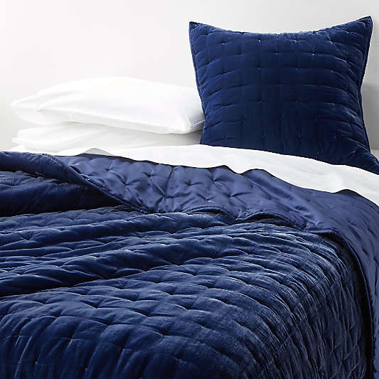 Audra Velvet Navy King Quilt